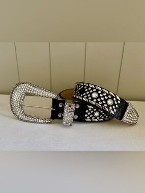 VTG Y2K Black Genuine Leather Rhinestone Studded Belt Women’s S Boho Festival